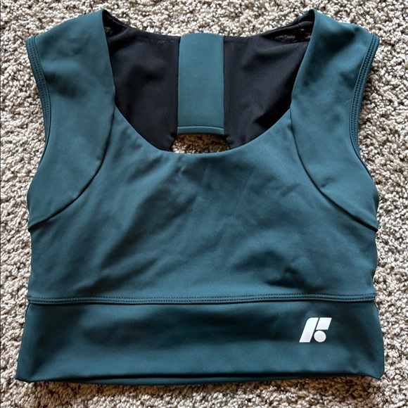 NEW Forme Posture Sports Bra Taylor Swift Medium - Picture 4 of 5